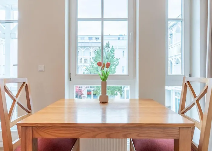 336, Seepark Apartment *